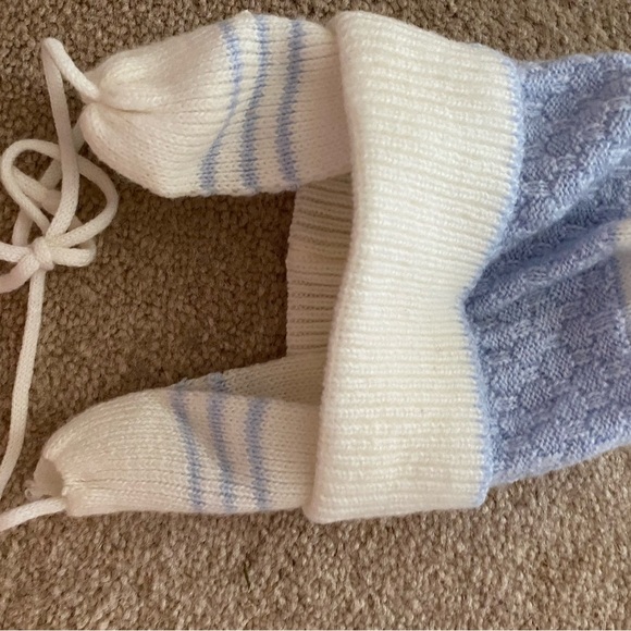 Vintage Cardigan & Hat - Picture 8 of 9